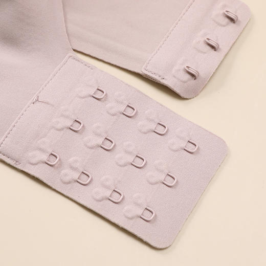 金三塔 云感真丝深V无痕内衣NZFDB301 商品图5