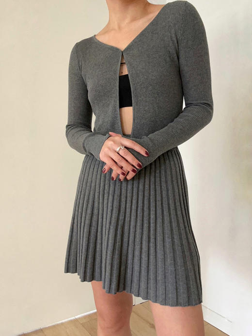 Viktoria Chan | SS23050 Shelby short knit skirt [ 针织半裙 灰 / 卡其 ] 商品图12