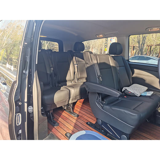 奔驰 威霆 2.0T 精英版 7座【长租-北京】 商品图7