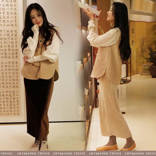 水波不兴 纵纹压褶直筒裙烟栗色佛青蓝沙白驼 山林曦照 商品图2