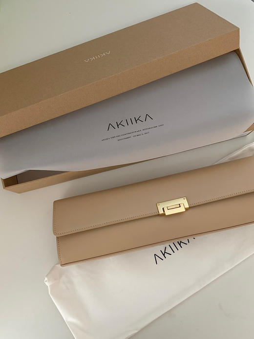 AKIIKA | Baguette [ 法棍手拿包 白/黑/红/奶茶] 商品图11