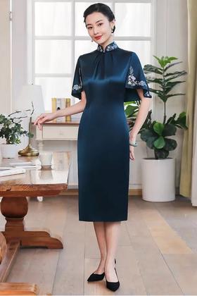 首玺 缎面刺绣旗袍式连衣裙 11963