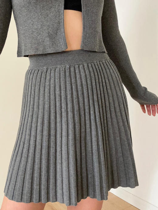 Viktoria Chan | SS23050 Shelby short knit skirt [ 针织半裙 灰 / 卡其 ] 商品图4