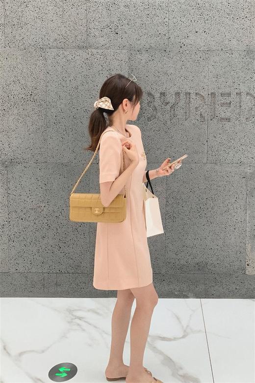 金蘑菇菇【淡香山茶】纸片人上班通勤简约醋酸优雅连衣裙气质收腰胸针自己搭配的哦~ 商品图5