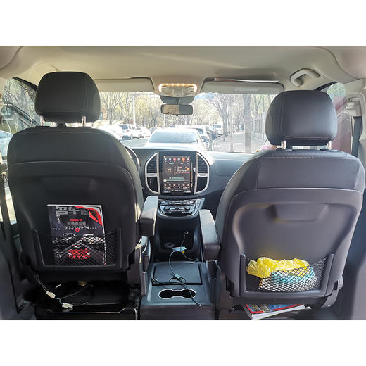 奔驰 威霆 2.0T 精英版 7座【长租-北京】 商品图5