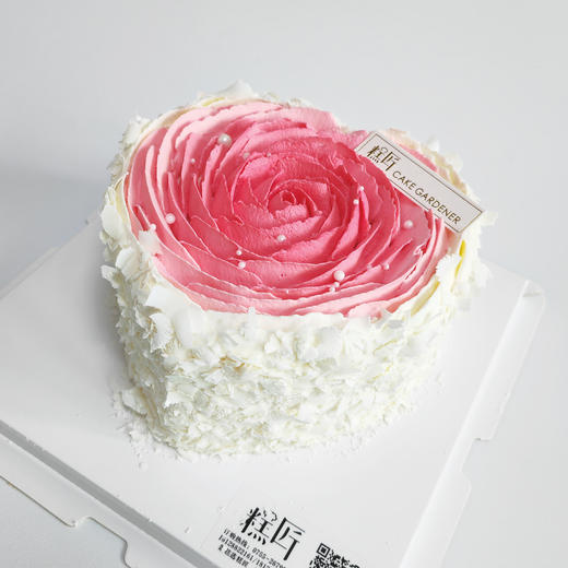 心形花瓣·粉色渐变蛋糕 | 糕匠 商品图2