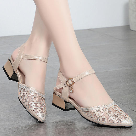 皮鞋低跟打孔，透气凉鞋凉靴网鞋KQ-LY92105 商品图1