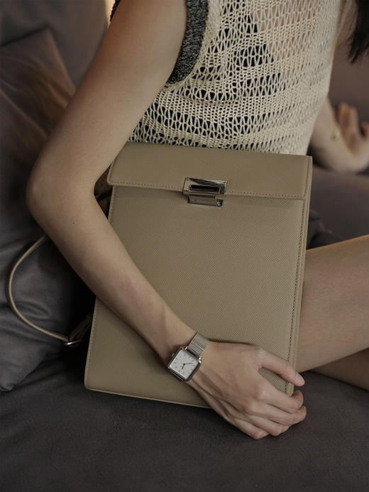 AKIIKA | Small Briefcase  [ 小号公文包 白 / 浅驼 ] 商品图2