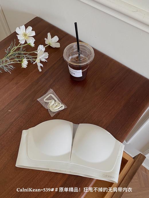 【狂甩不掉！无肩带内衣】小香风狂甩不掉无肩带隐形内衣，女士无痕舒适小胸聚拢防滑抹胸文胸 商品图8