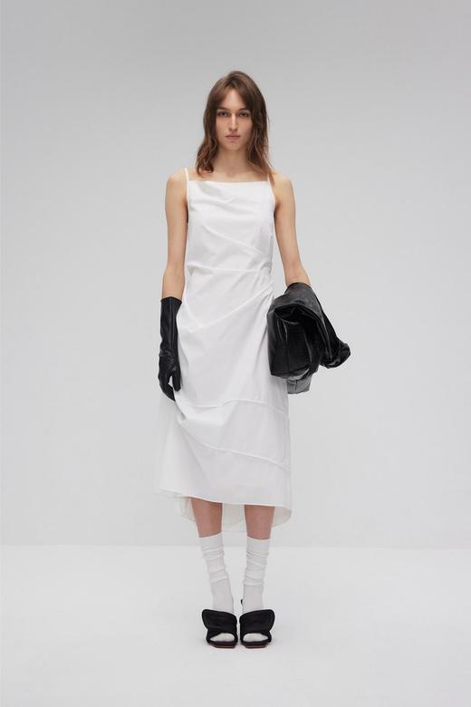 荡领立体裁剪吊带连衣裙 商品图0