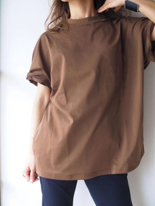 【10色高品质纯棉纯色圆领T恤】100%棉，还加了一层磨毛工艺，面料手感摸起来非常的舒服 商品图12