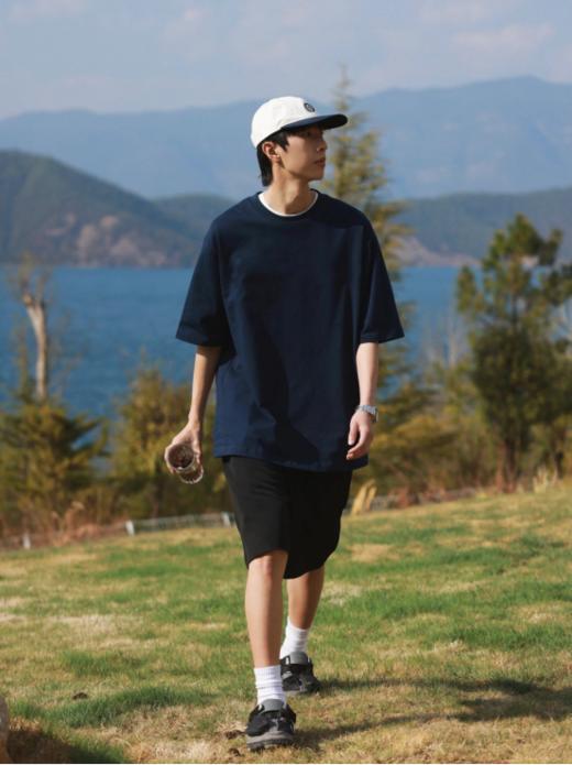 【10色高品质纯棉纯色圆领T恤】100%棉，还加了一层磨毛工艺，面料手感摸起来非常的舒服 商品图10