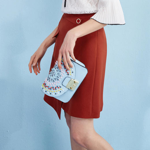 欧芮儿冬季女2021新款收腰显瘦纯色不规则开叉半身裙女中长款 商品图0