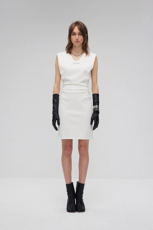 针织收腰短款连衣裙 商品图0