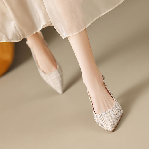 春夏新款，尖头亚麻鞋面格纹优雅细跟凉鞋ZZ-Z1056 商品图0