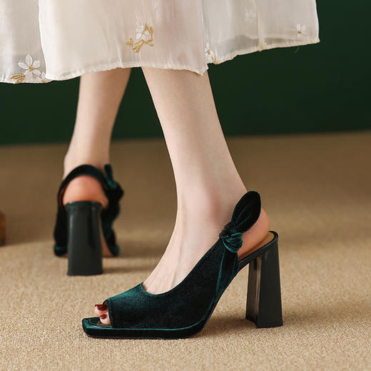 时尚休闲，春夏优雅平头鱼嘴高跟粗跟丝绒凉鞋DZM-2367 商品图9