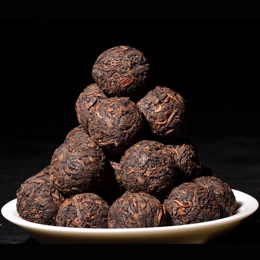 【限时回馈】2014年陈原料！超强熟茶龙珠来袭！ 永德忙肺纯料古树金弹子 ！有味道有茶气而汤感极其温润的好龙珠！ 随身携带龙珠利器！ 商品图4