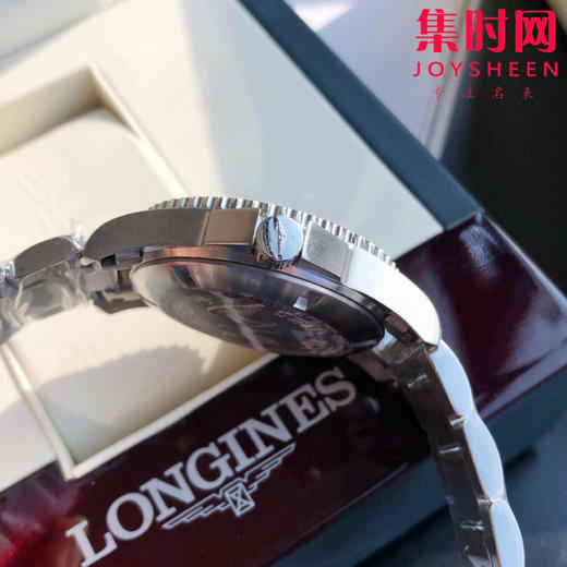 浪琴新款康卡斯系列【绿色面】小绿水鬼 男士腕表 增强夜光持久效果！
机芯：搭载进口西铁城 商品图7