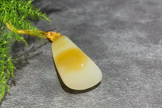 【御珠宫坊】金镶糖羊脂白玉吊坠 商品图2