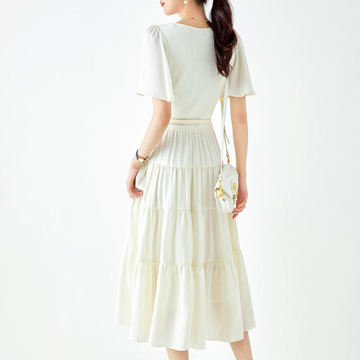 法式别致，气质休闲V领荷叶袖针织拼接收腰遮肉显瘦连衣裙WLZD-2305108 商品图1