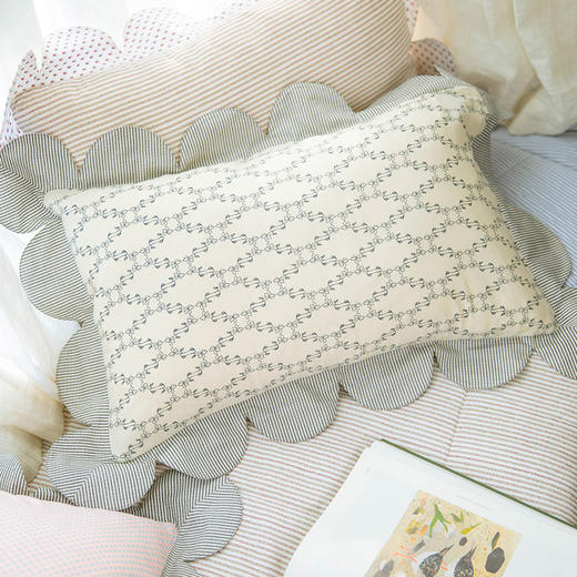 奥赛尼系列花边枕全荞麦壳纯棉颈枕 商品图0