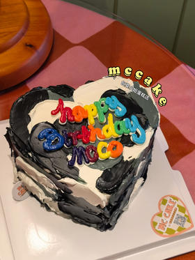 黑色爱心桃蛋糕【深色色素较重】