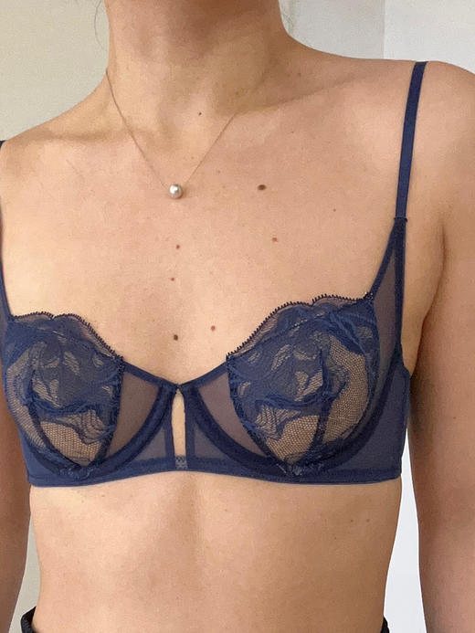 LOAM｜涟漪 Balconette双层蕾丝1/2杯记忆钢圈  [ 深海蓝 / 流沙金 ] 商品图5