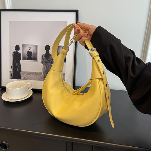 【ins百搭！小众复古腋下包】白色腋下包女韩版2023春新款小众设计复古百搭斜挎饺子包包。ry 商品图1