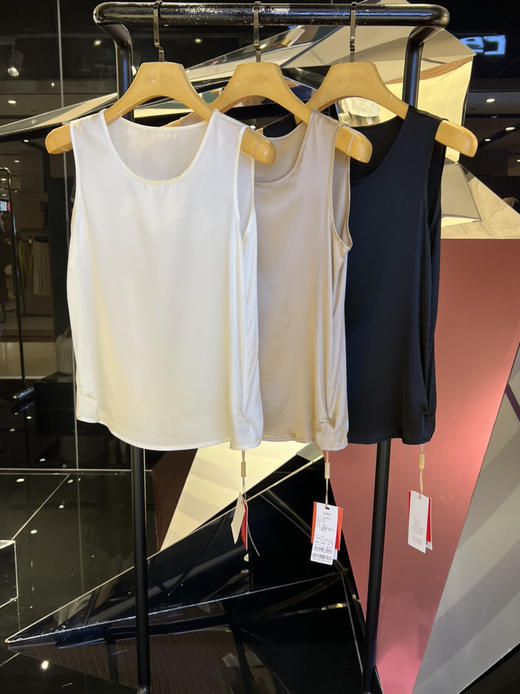 女士圆领真丝背心 商品图0