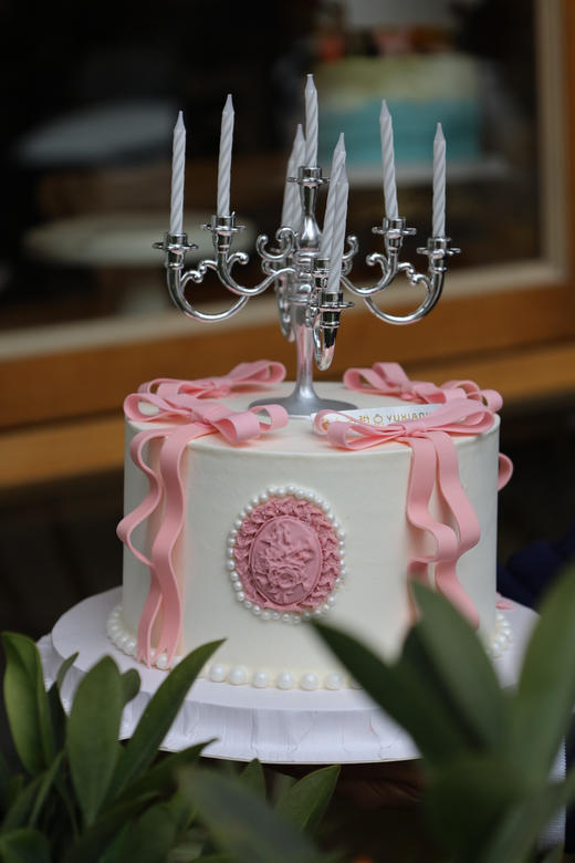 复古粉色蝴蝶结烛台 商品图2