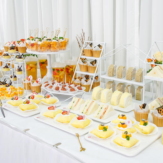 【限时5.7折】缤纷时光甜品台茶歇（适用40人/共142件）会议茶歇/企业团建/宴会活动为您提供真正省时、省心、省力专业定制服务！ 商品图2