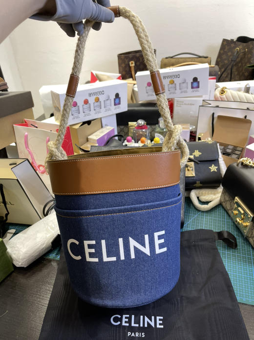 亏本清仓，Celine原厂皮牛仔水桶包 商品图4