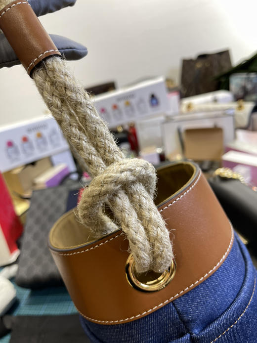 亏本清仓，Celine原厂皮牛仔水桶包 商品图14