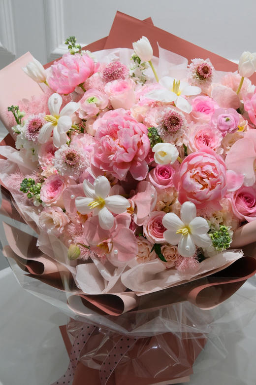 春日温柔（芍药、郁金香，玫瑰，蝴蝶兰） 商品图1