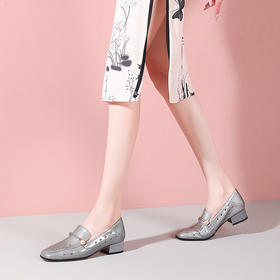 春夏新款，洞洞通勤平头超迁皮小皮鞋YSML-A053-076