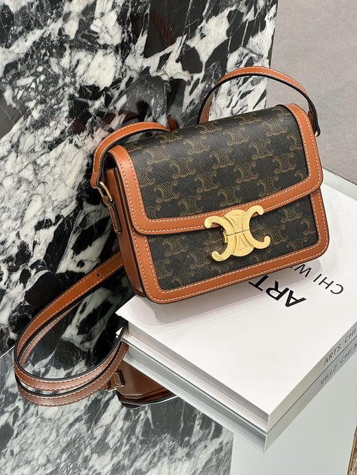 亏本清仓，凯旋门老花小方包，全新不退换 商品图1