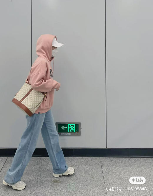 Celine原厂皮白花水桶大号，亏本清，无包装不退换 商品图1