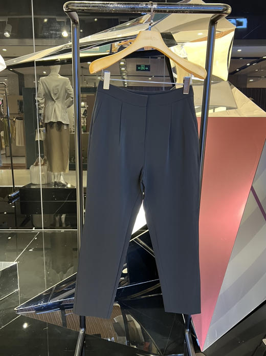 女士四面弹力小脚裤 商品图0