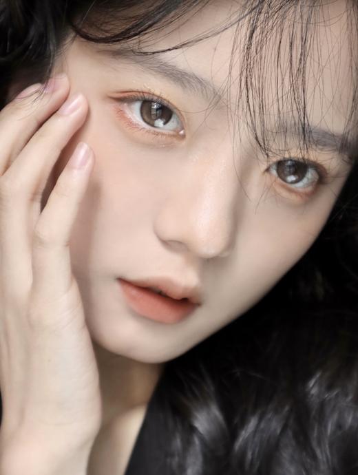 Claire color 栗宝  年抛 2片  14.5mm 着色13.7mm 基弧8.6 含水38% 韩国进口 商品图3