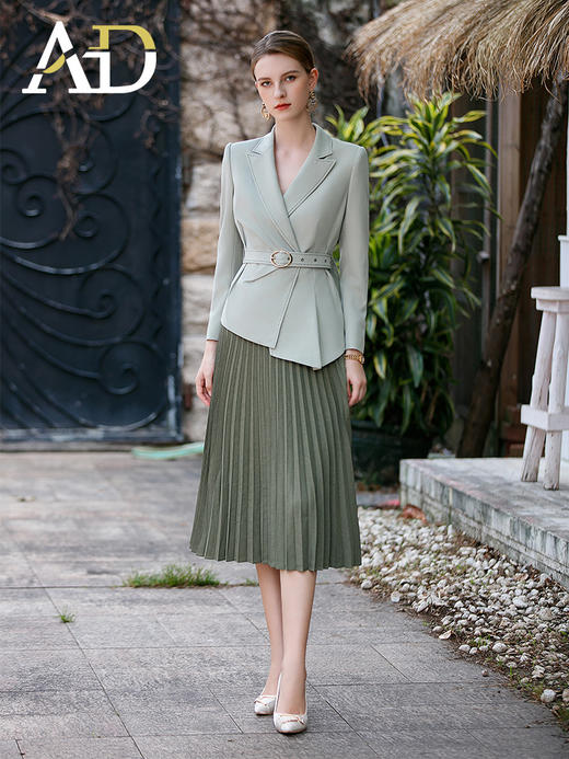 AD春季洋气绿色西装外套女士收腰西服高级感时尚两件套百褶半裙子 商品图2