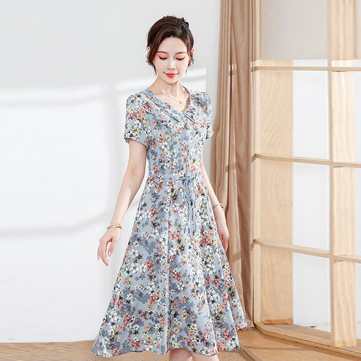 QYMYM-23A39-Y 气质优雅连衣裙夏季新款娃娃领印花裙中长款打底A字裙 商品图0