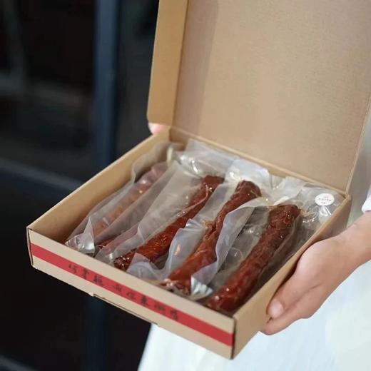 【➕𝟖.𝟖元即可换购】【限时3天】鄉遇何掌柜炭烤手撕鸭脖，不添加防腐剂，散养麻鸭，有机木炭烘烤而成的手撕鸭脖，越吃越香 商品图9