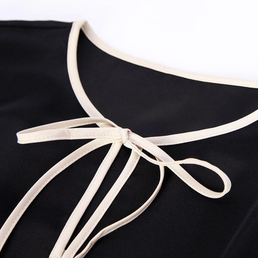 NF889斯尔丽瑟俪2023连衣裙春夏新款时尚圆领蝴蝶结拼色收腰显瘦连衣裙 商品图4