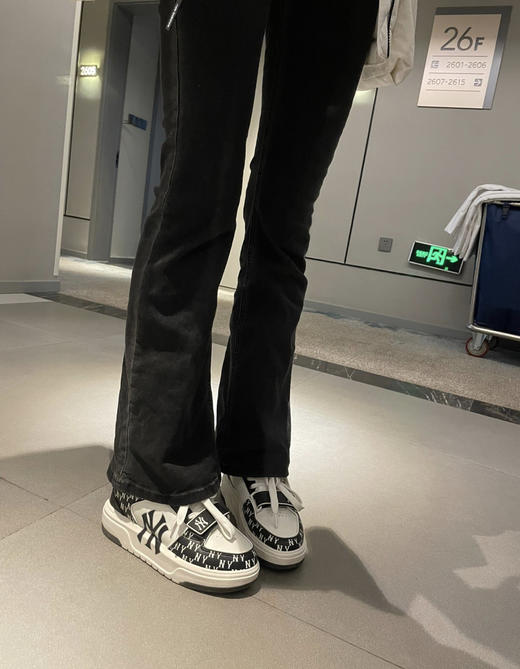 莆田代工生产线 核心优势供应 ✔ MLB中帮学长鞋 情侣板鞋~ 少年感过分墙裂！增高又舒适 经典耐看 日常搭配不会出错 ！！ 商品图9