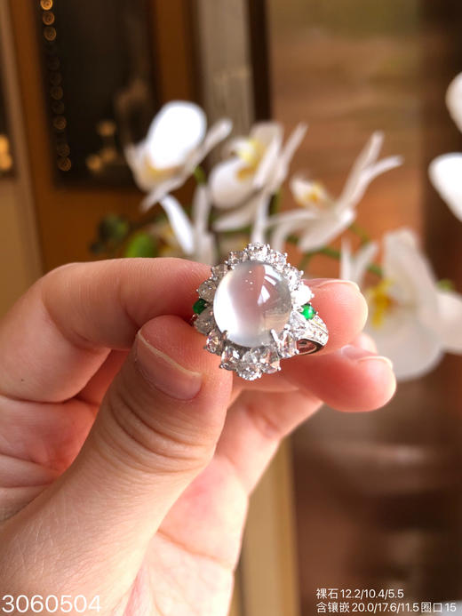 3060504，玻璃蛋面戒指。具体价格微信咨询 商品图7