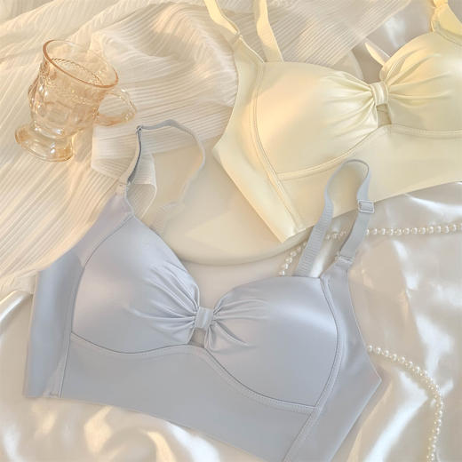 【香颂千金~小胸聚拢收副乳】纯欲风无钢圈胸罩内衣女性感防下垂文胸 商品图4