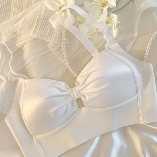 【香颂千金~小胸聚拢收副乳】纯欲风无钢圈胸罩内衣女性感防下垂文胸 商品图5