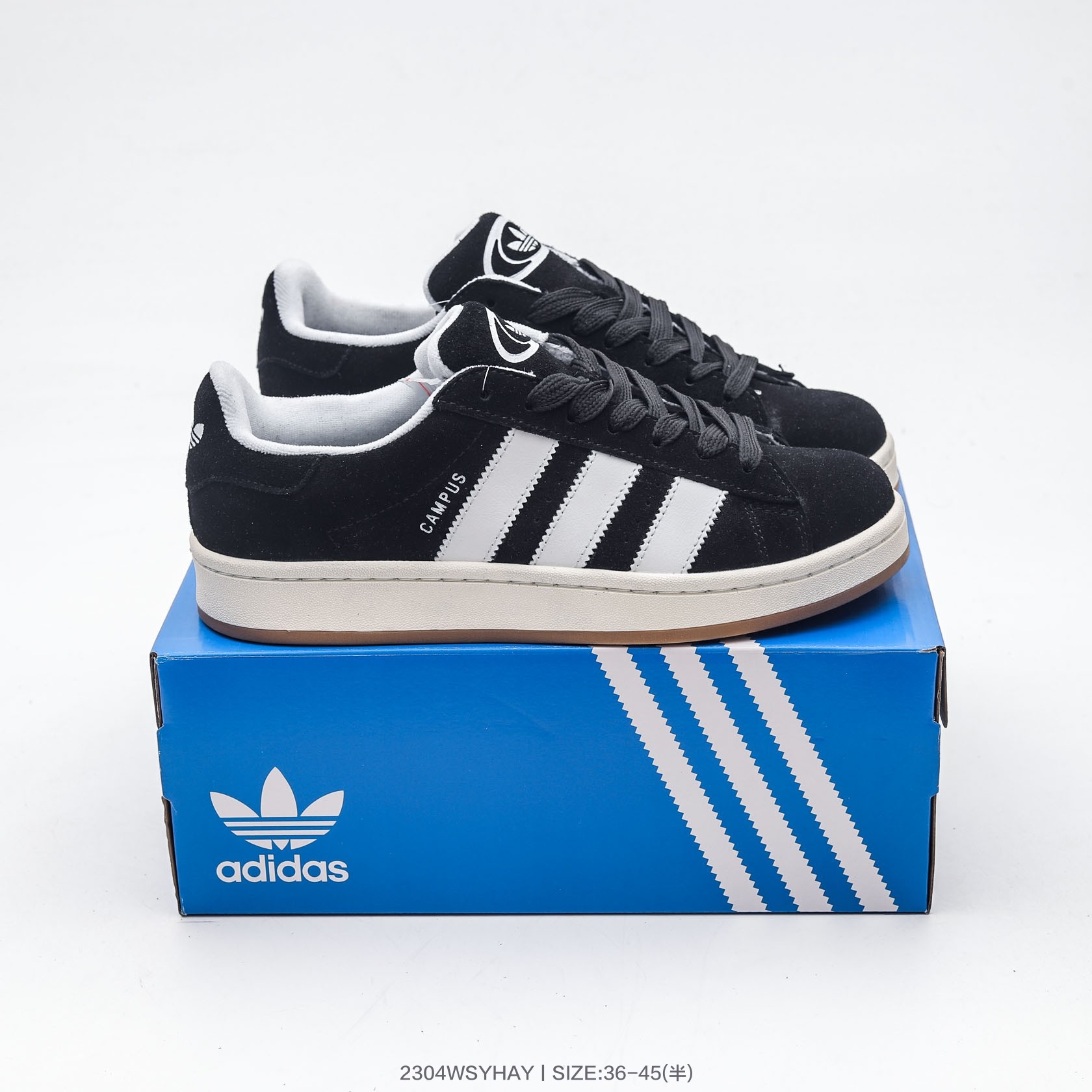 阿迪达斯学院系列面包板鞋