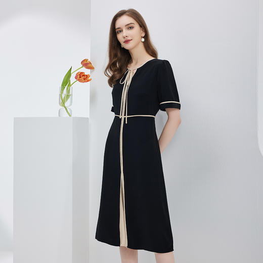 NF889斯尔丽瑟俪2023连衣裙春夏新款时尚圆领蝴蝶结拼色收腰显瘦连衣裙 商品图2