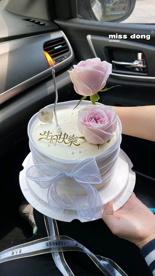 粉色鲜花蛋糕 商品图1